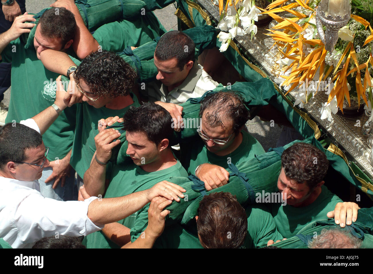 men bearing virgin Corpus Christi festival 2003 Stock Photo Alamy