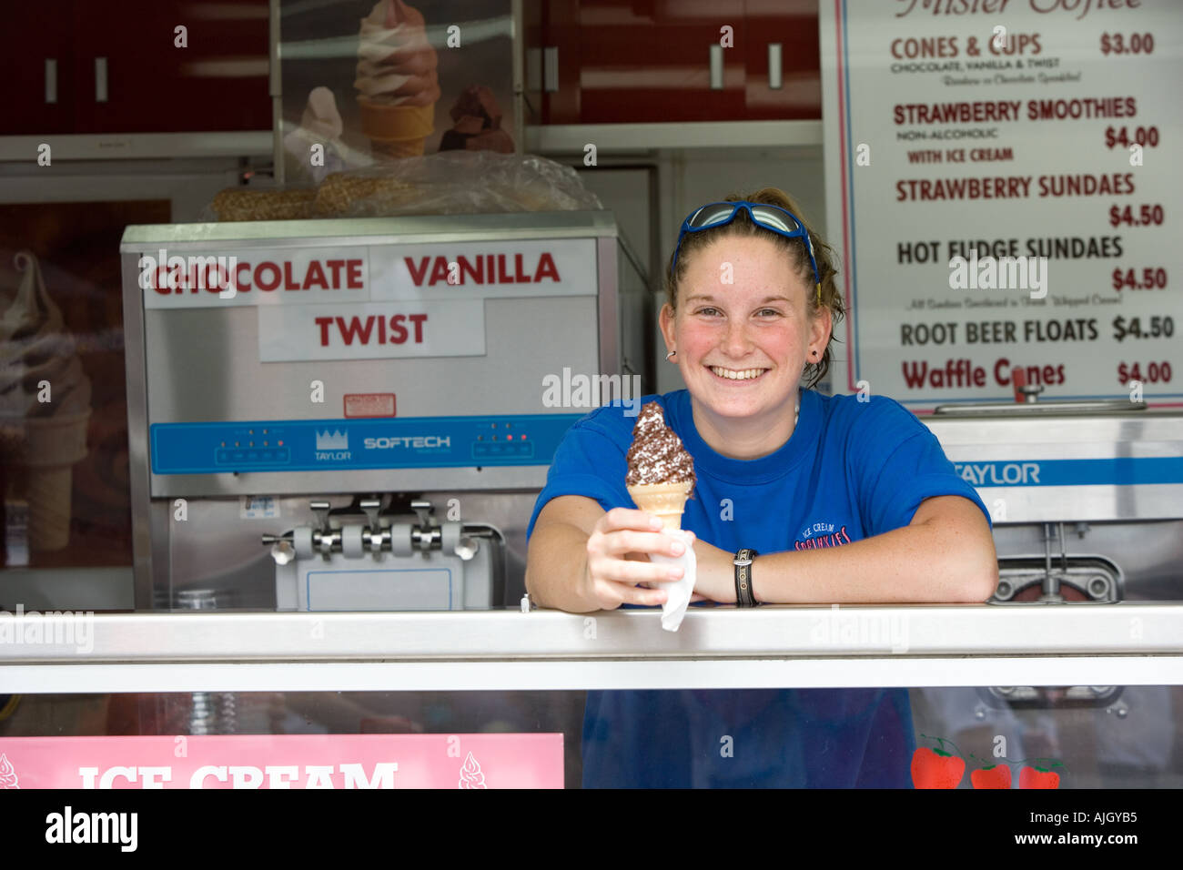 Portrait Caucasian ice cream vendor in outdoor kiosk Stock Photo Alamy