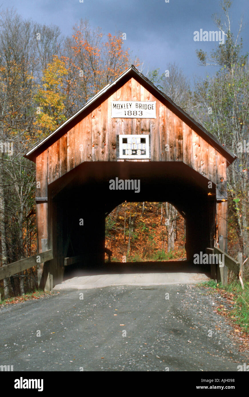 Covered suspension bridge hi-res stock photography and images - Alamy