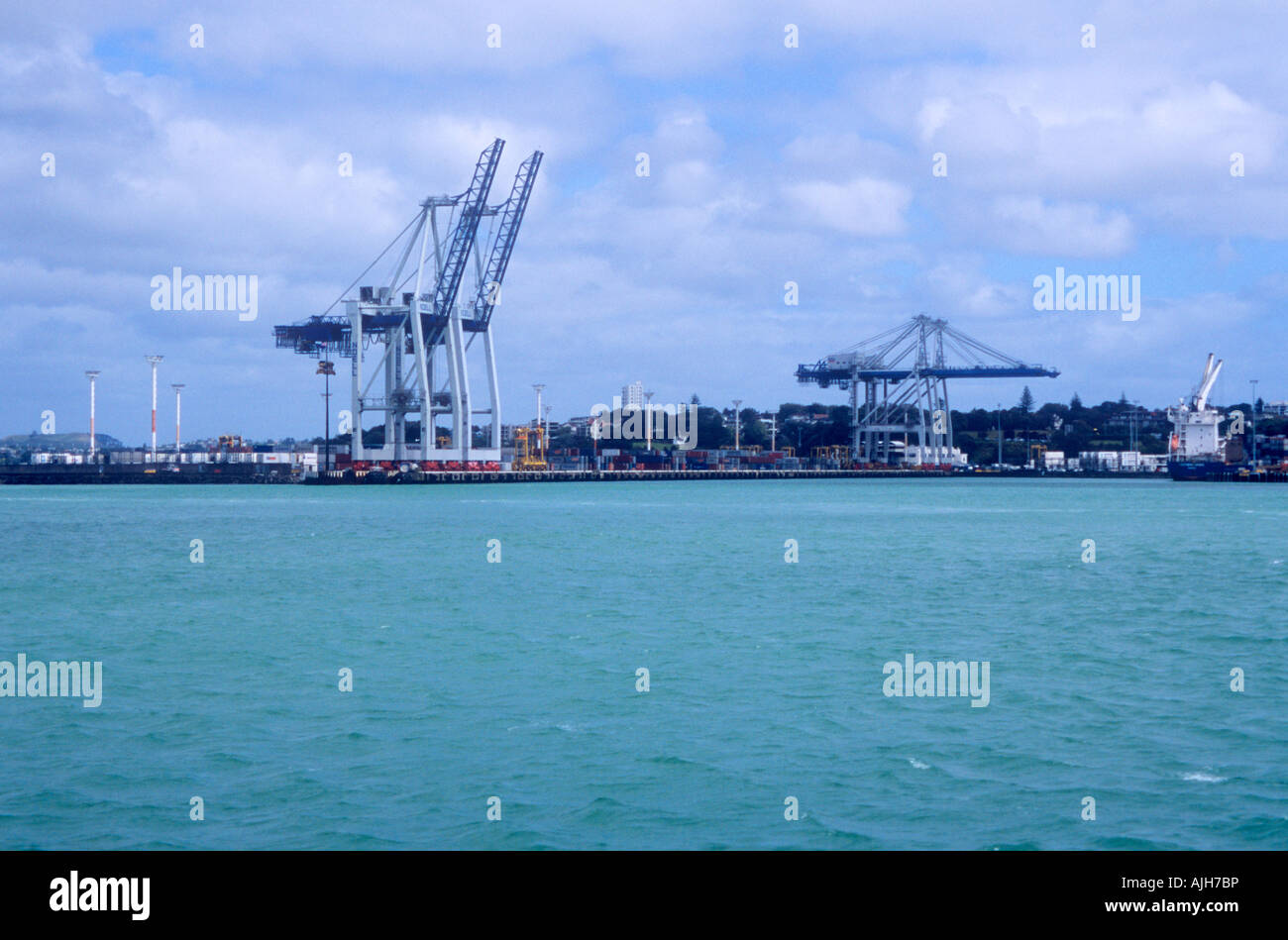 Cargo cranes in Auckland Harbour New Zealand Stock Photo Alamy