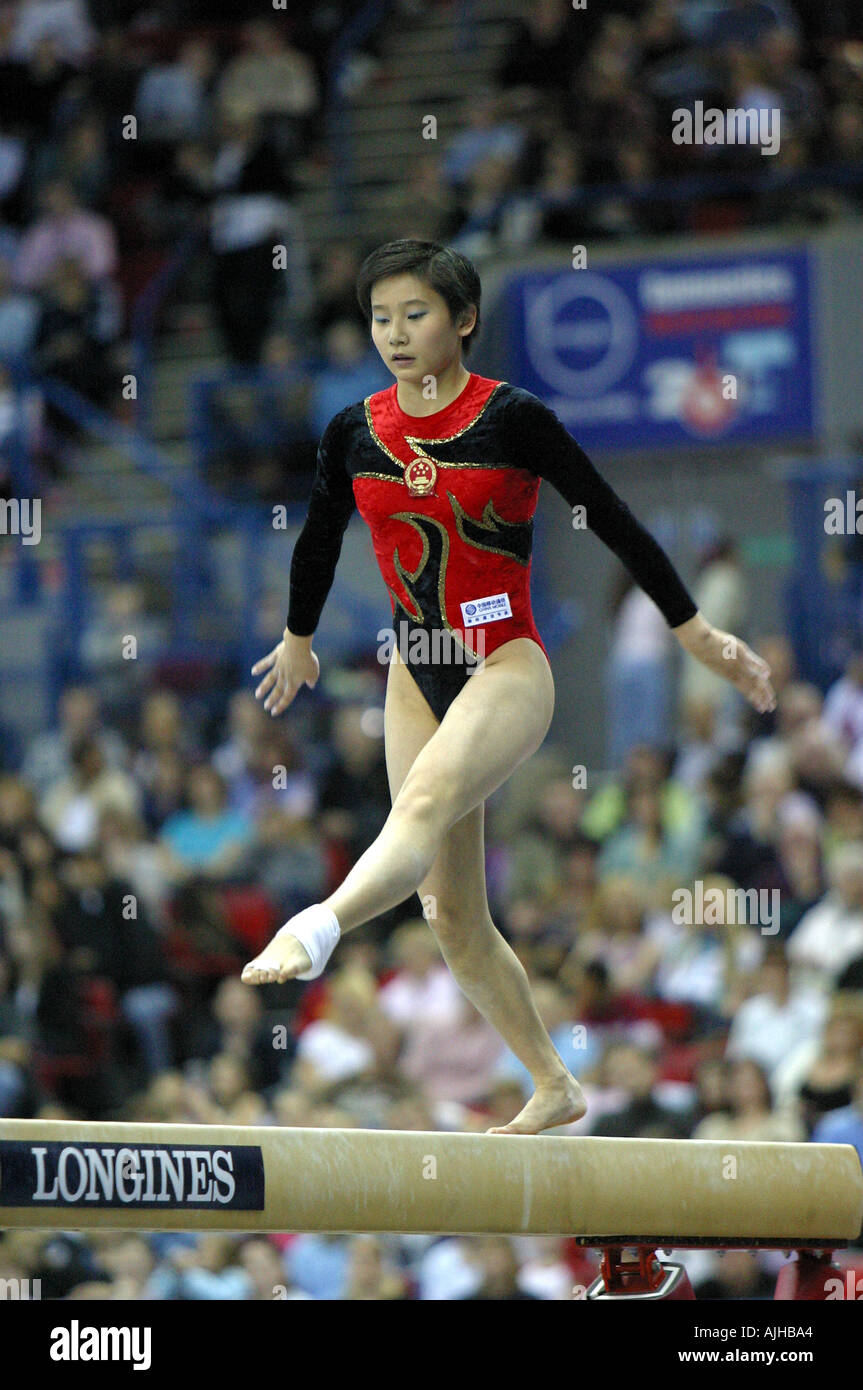 nan zhang female chinese gymnast competes on beam Stock Photo Alamy