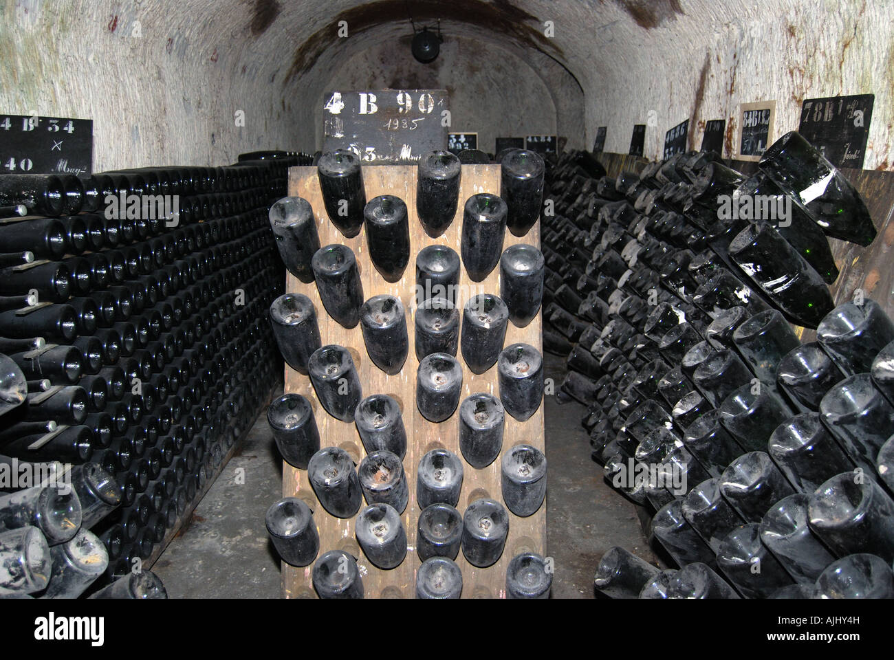 Champagne cellar, Domaine Pommery Monopole, Reims, Marne, Champagne-Ardenne, France Stock Photo
