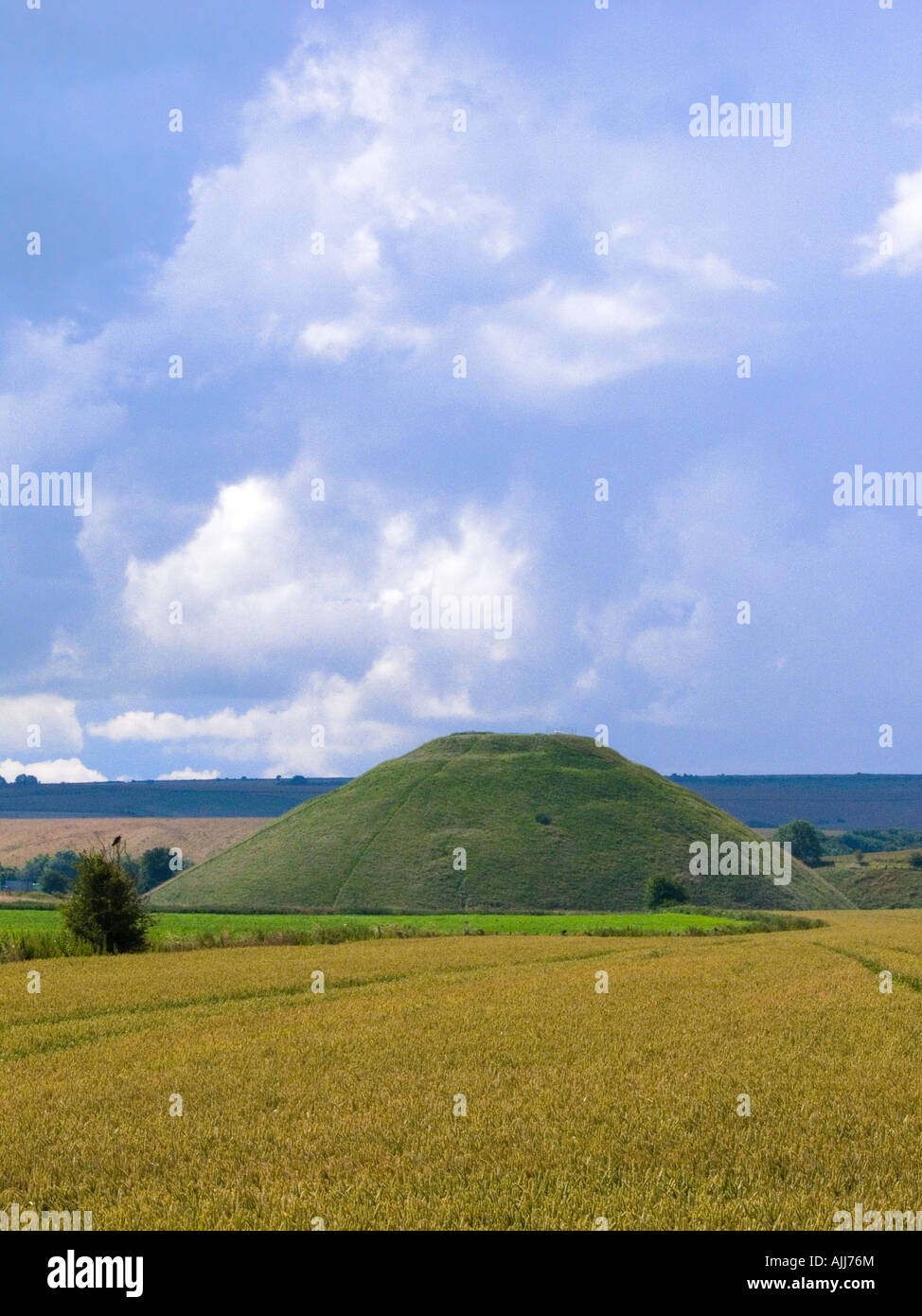 Silbury mound, Wiltshire, England, UK Stock Photo