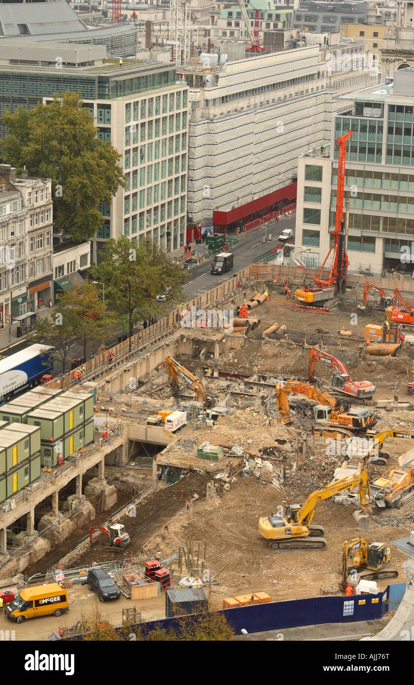 London city large building construction site at One 1 New Change near Cheapside November 2007 Stock Photo