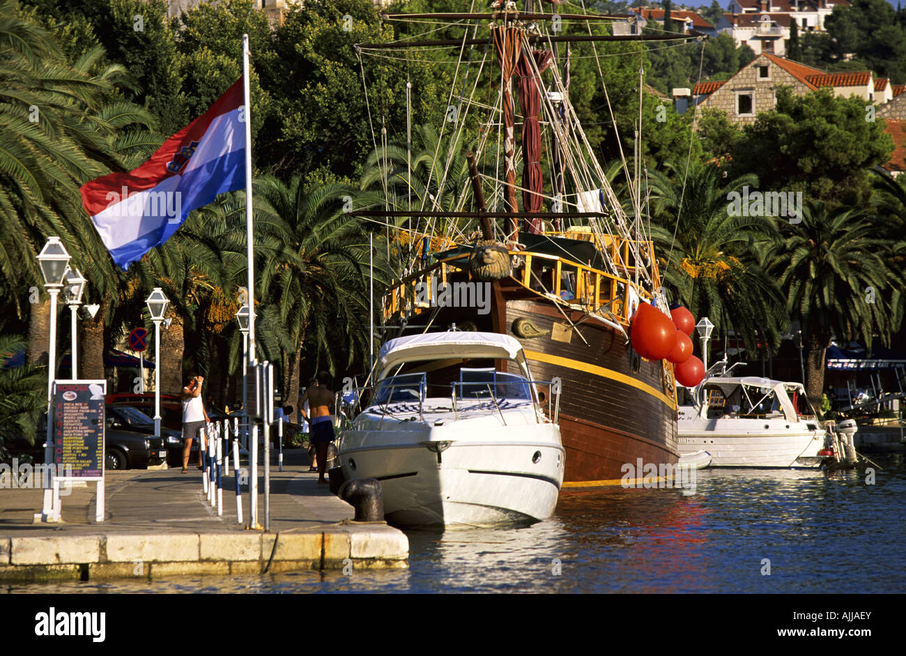 Kroatien Dalmatien Cavtat, Hafen von Cavtat | Croatia Dalmatia Cavtat, Harbor of Cavtat Stock Photo