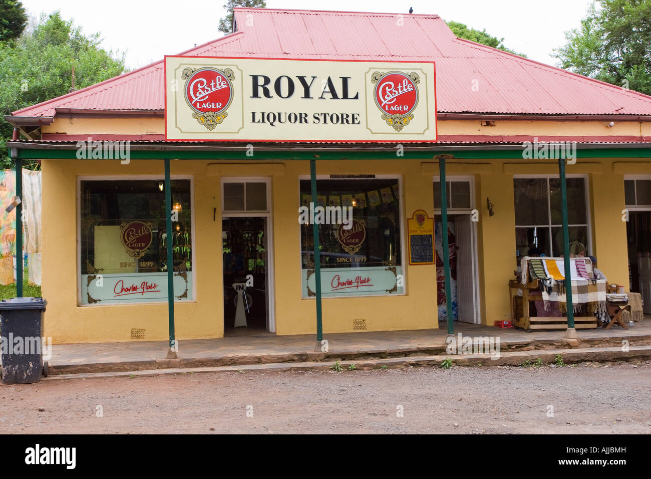 royal liquor store Stock Photo Alamy