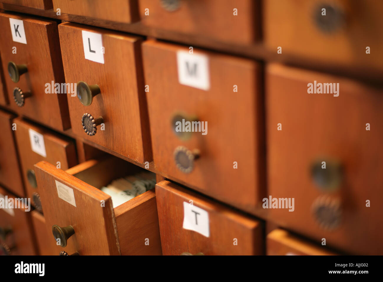 Alphabetical filing hires stock photography and images Alamy