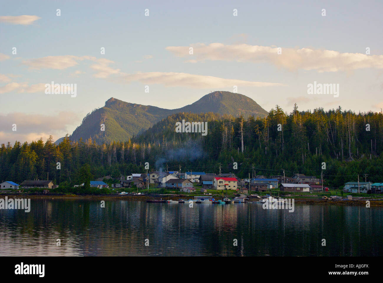 Native village at Kyuquot Sound on west coast Stock Photo Alamy