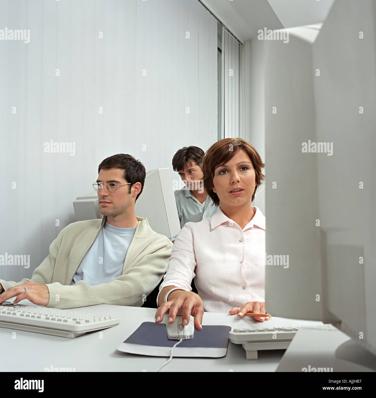 Group office workers hi-res stock photography and images - Alamy