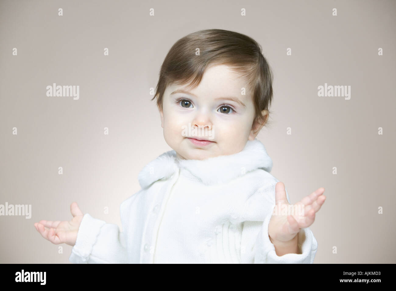 Looking innocent hi-res stock photography and images - Alamy