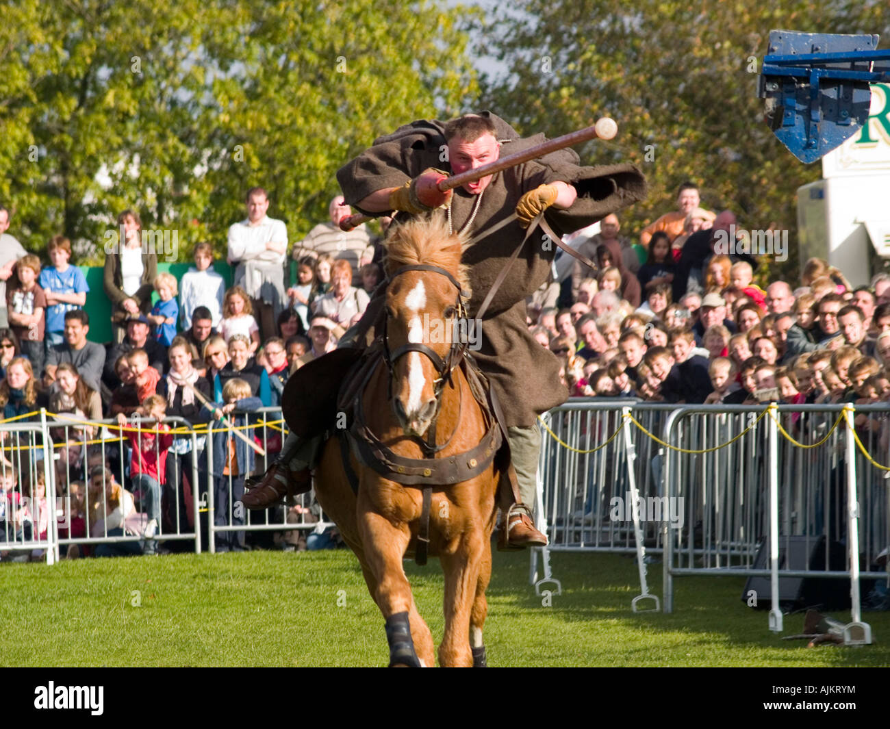 Friar Tuck jousting against the evil Sheriff of Nottingham during the Robin Hood Pageant at Nottingham Castle 2007 Stock Photo