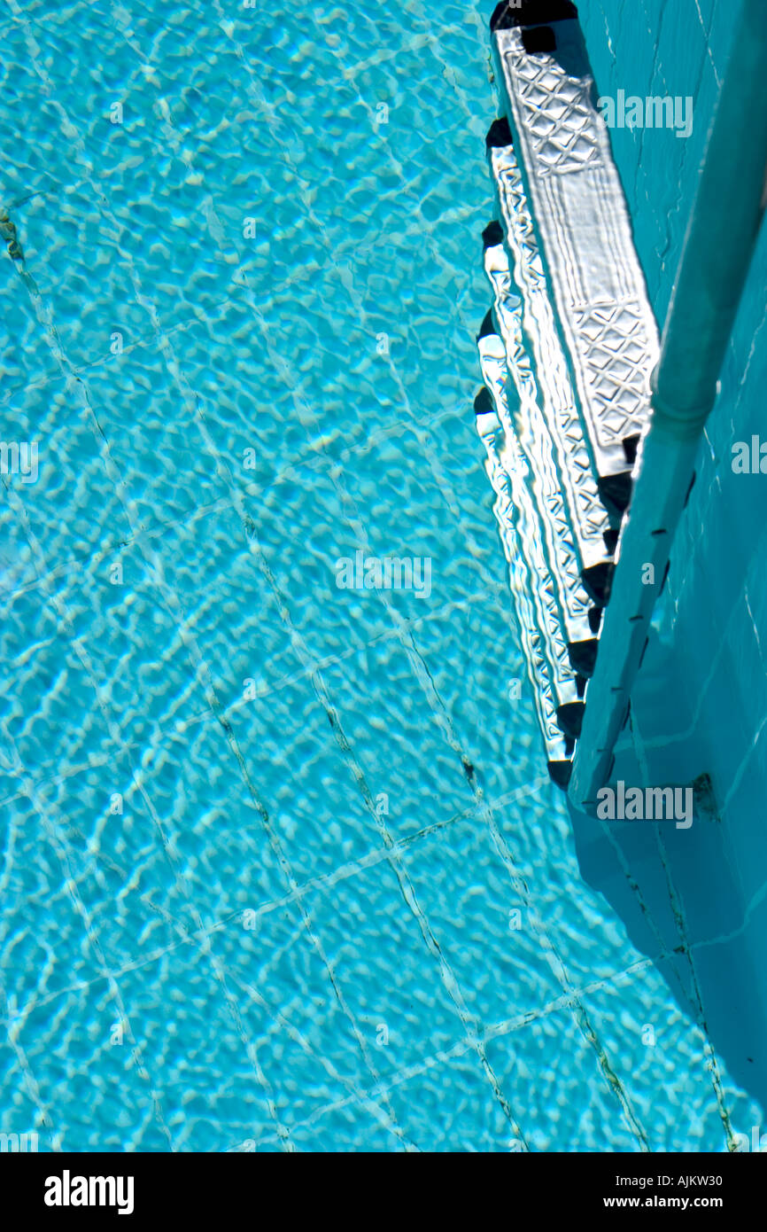 swimming pool steps under water Stock Photo Alamy