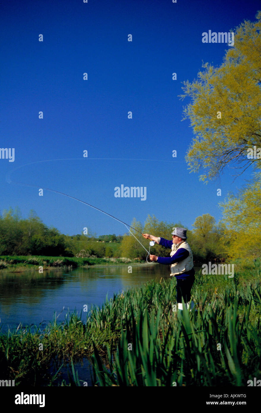 Fly Fishing For Trout On The Boyne River Near Drogheda Ireland Stock Photo Alamy Fly Fishing For Trout On The Boyne River Near Drogheda Ireland Stock Photo Alamy