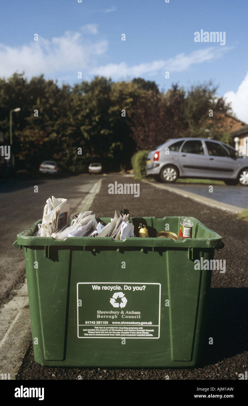 Green Kerbside Box High Resolution Stock Photography and Images - Alamy