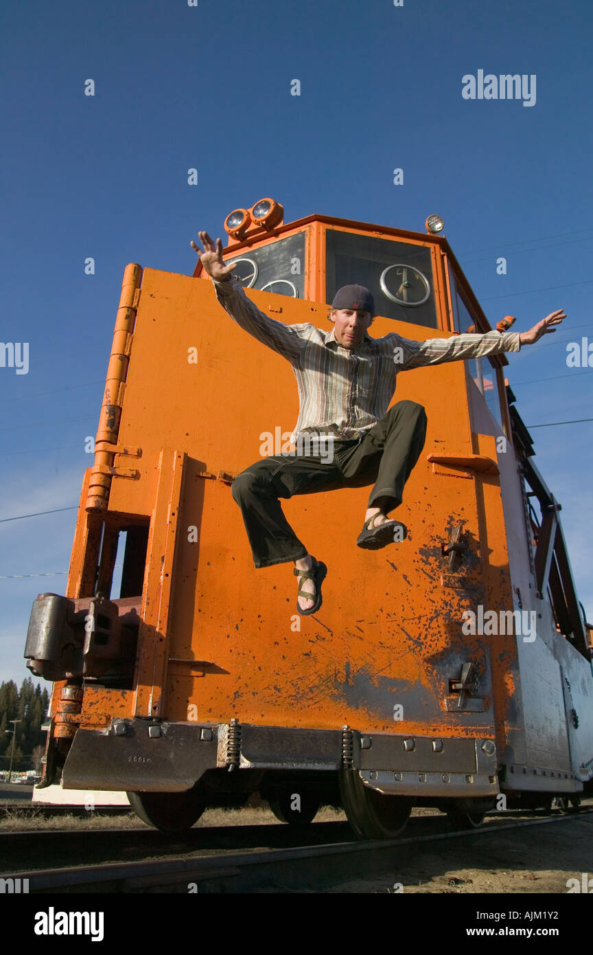 Train tracks autumn california hires stock photography and images Alamy