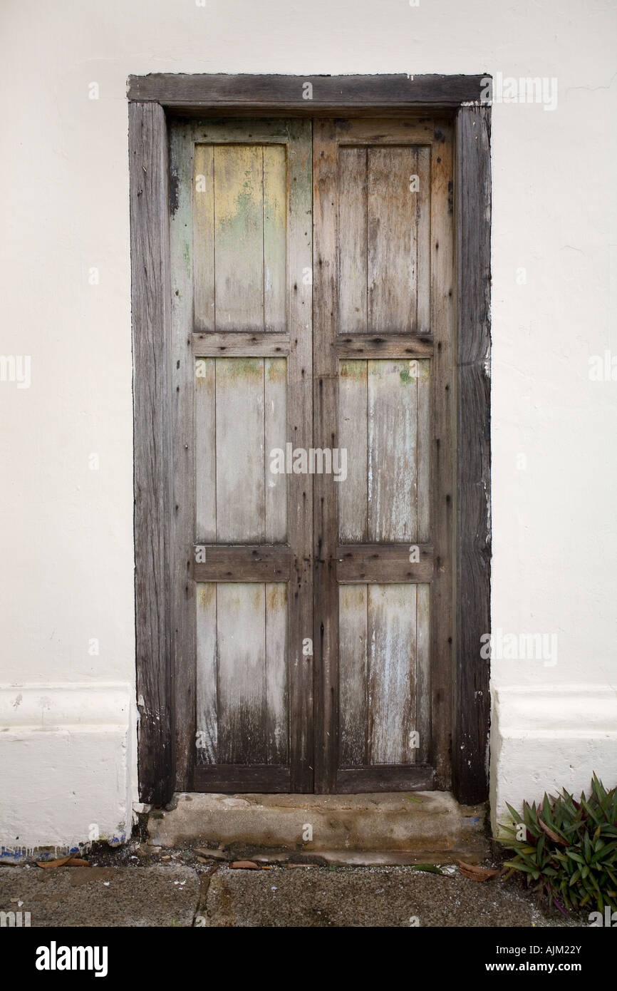 Old weathered wooden door door hi-res stock photography and images - Alamy