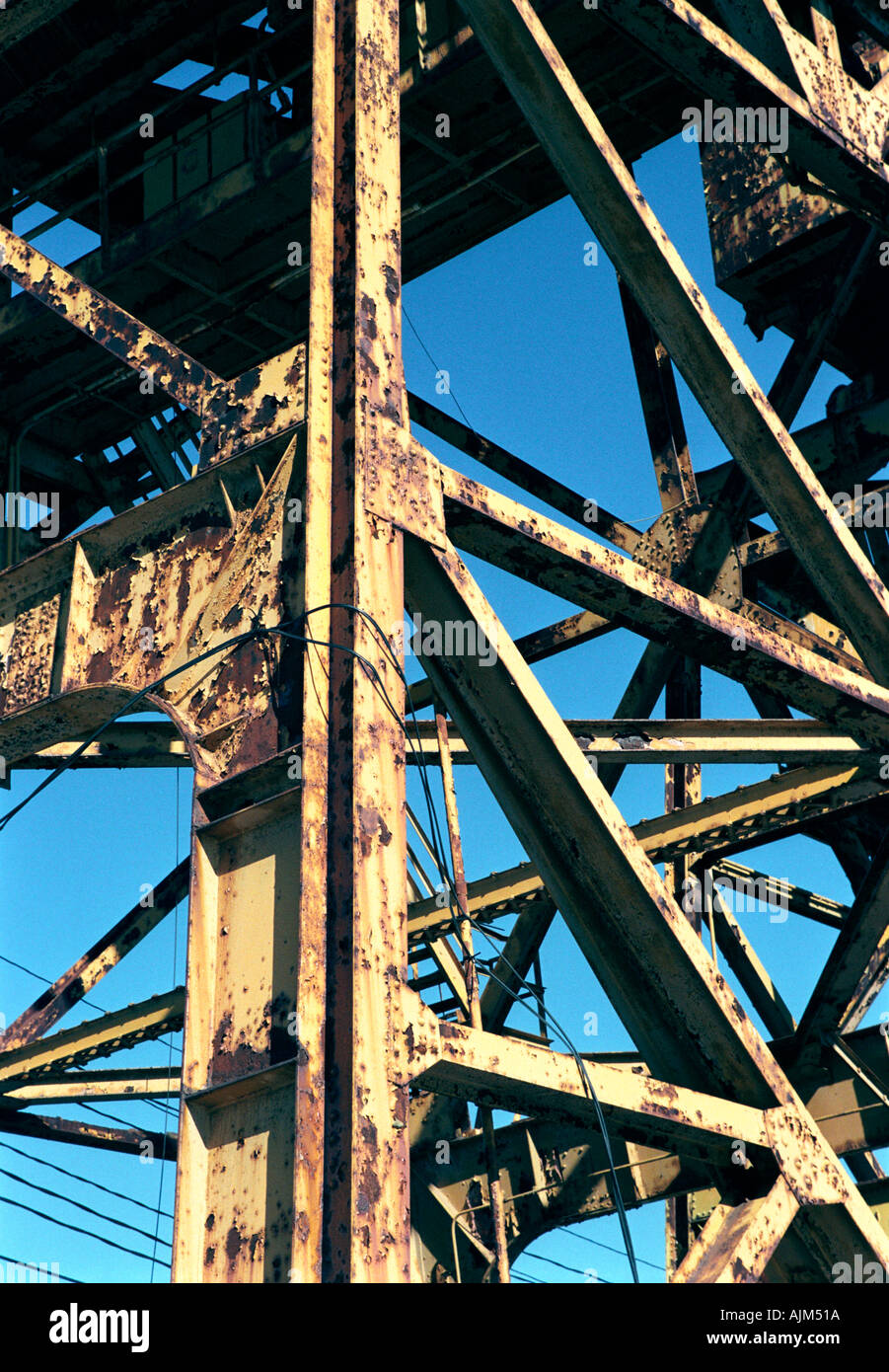 Abandoned shipyard in england hi-res stock photography and images - Alamy