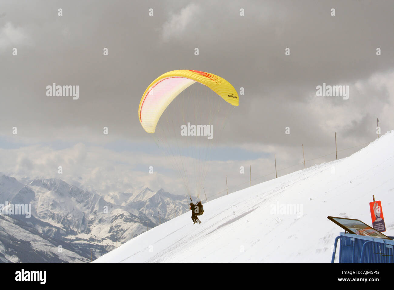 A general view of the ski resort of Zell amd See in Austria Here you can see someone paragliding on the Schmittenhohe mountain Stock Photo