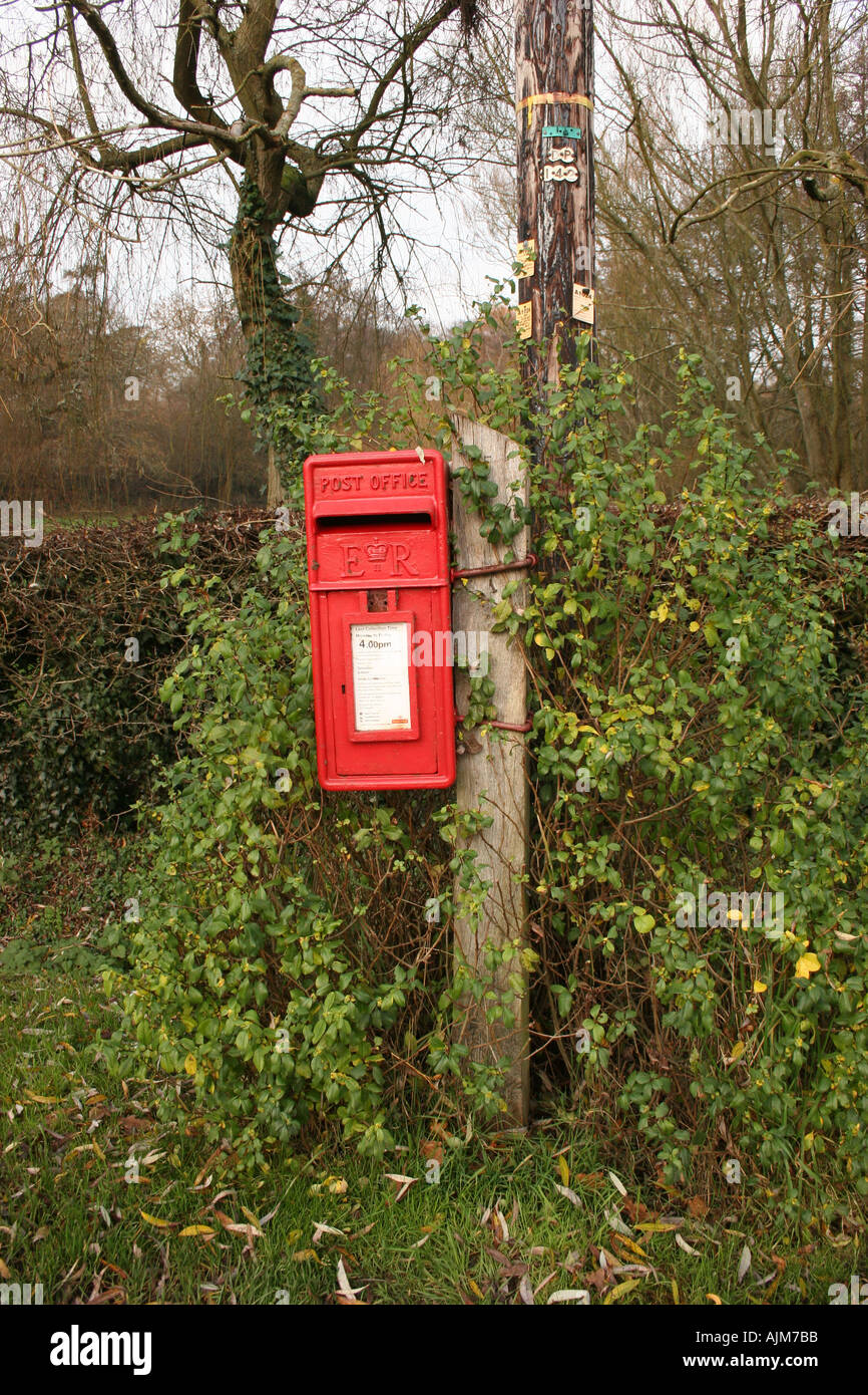 Post Box Pe P o box hi-res stock photography and images - Alamy