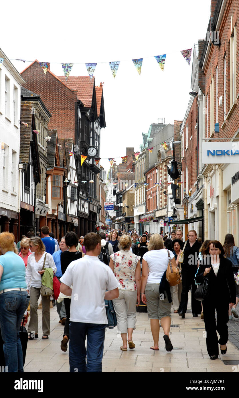 Busy winchester high street hi-res stock photography and images - Alamy