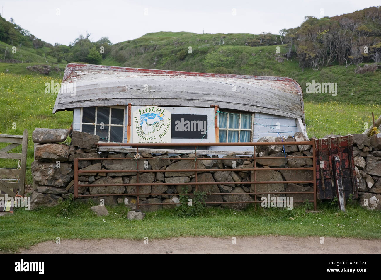 Hut with boat s hull as the roof Calgary Bay Mull Argyll and Bute Scotland Stock Photo