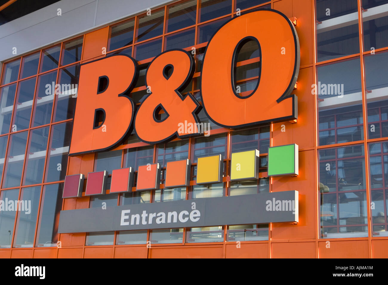 B Q DIY Home Improvement Retail Superstore In Sheffield England Stock b-q-diy-home-improvement-retail-superstore-in-sheffield-england-stock