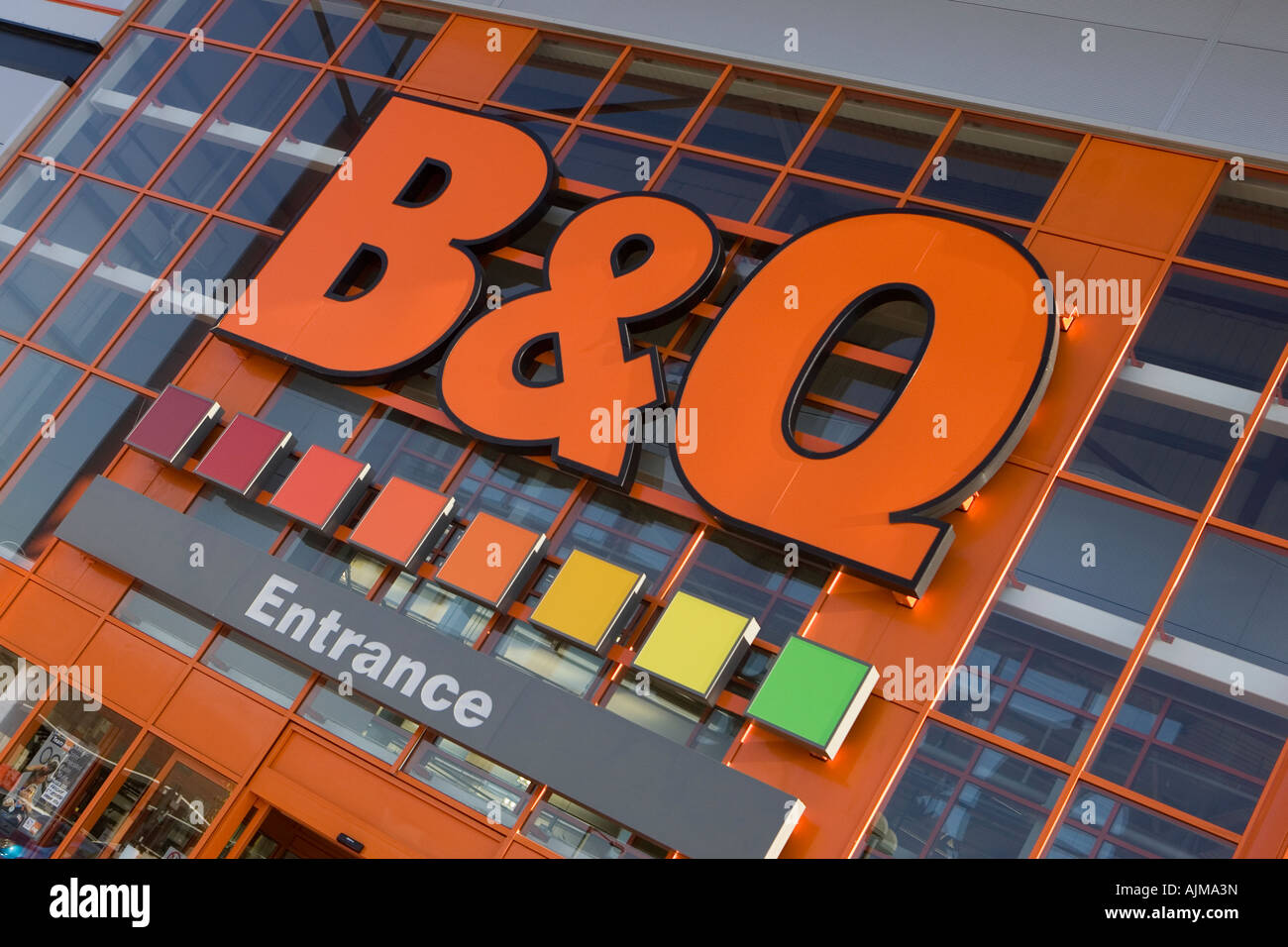 B Q DIY Home Improvement Retail Superstore In Sheffield England Stock b-q-diy-home-improvement-retail-superstore-in-sheffield-england-stock
