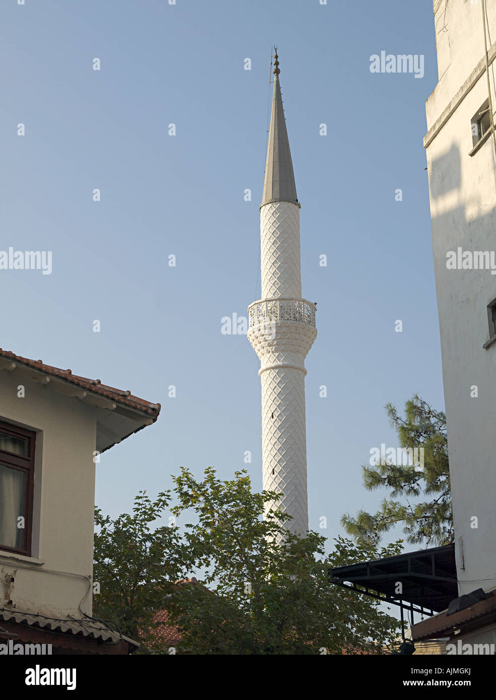WHITE MINARET TO MOSQUE OLD TOWN MARMARIS TURKEY Stock Photo