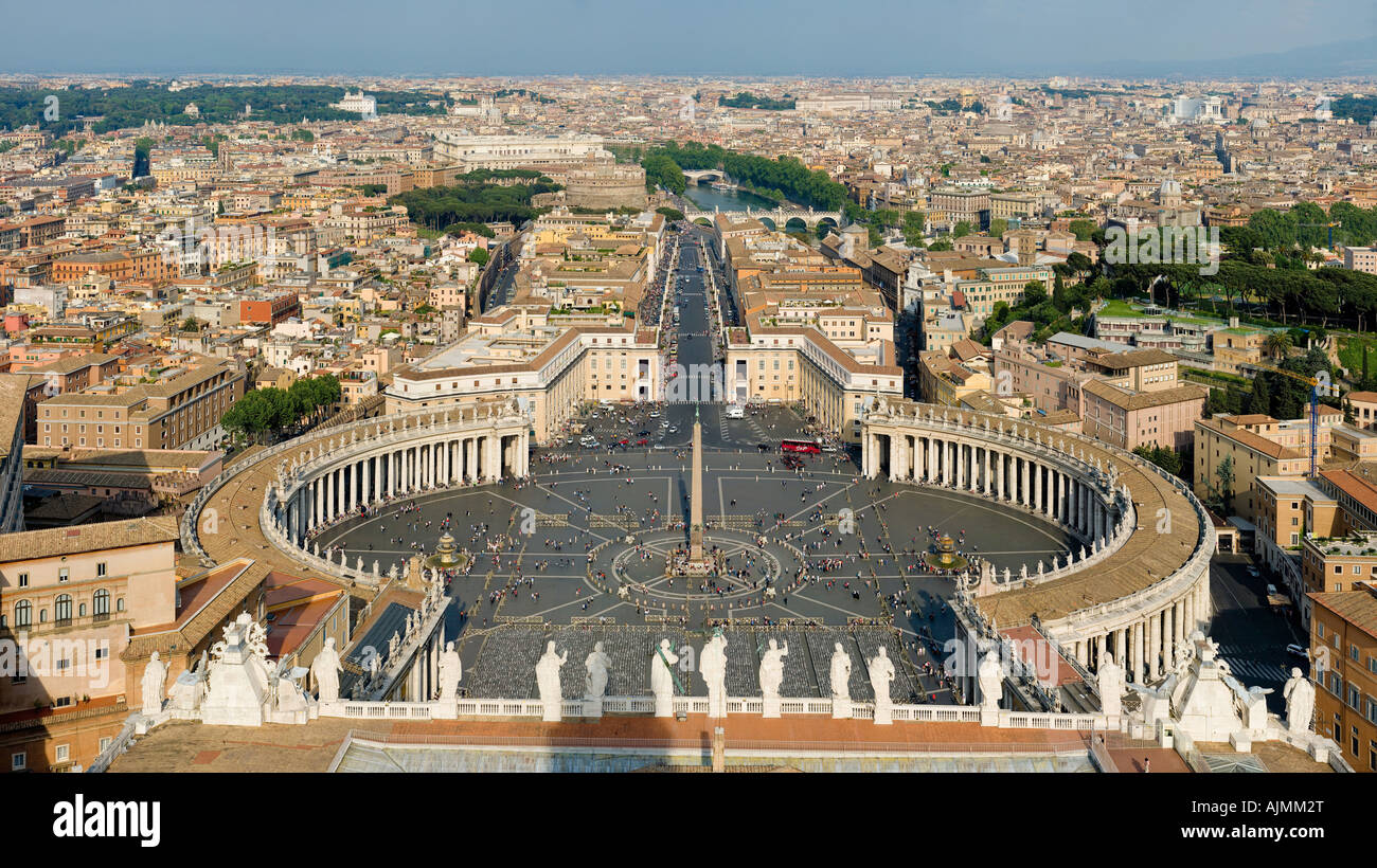 Square Rome Formation A view of St Peter's Square in Vatican City and the surrounds of ...