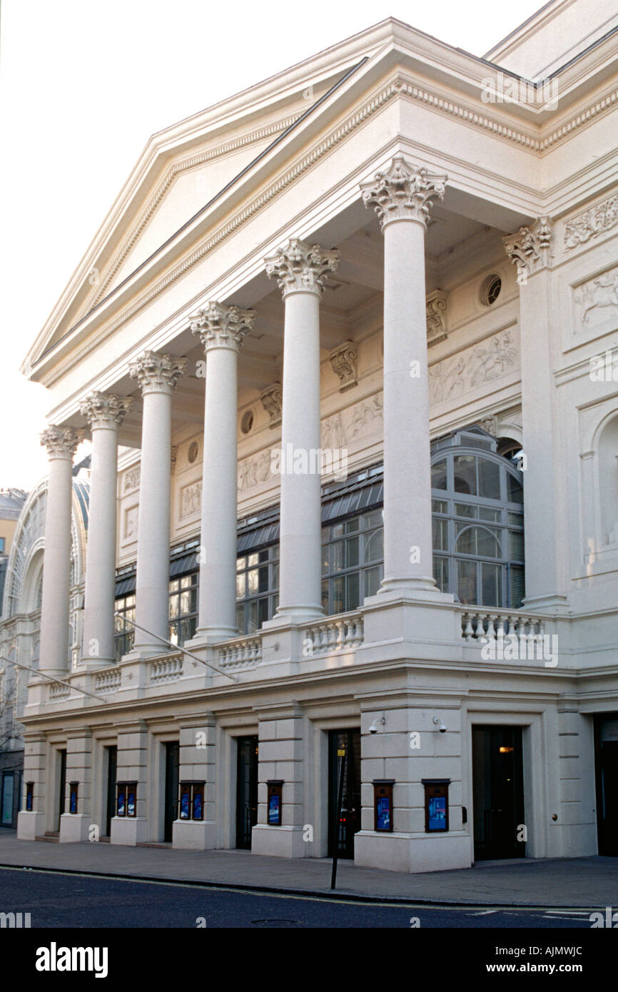 Royal Opera House Covent Garden Exterior Stock Photos & Royal Opera