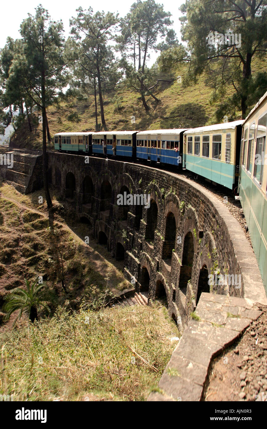 India Himachal Pradesh transport Shimla Kalka narrow gauge railway