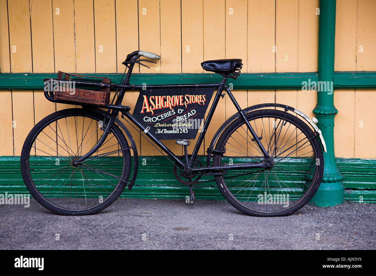 Vintage delivery cycle on Horsted Keynes station platform. Sussex 2006 Stock Photo