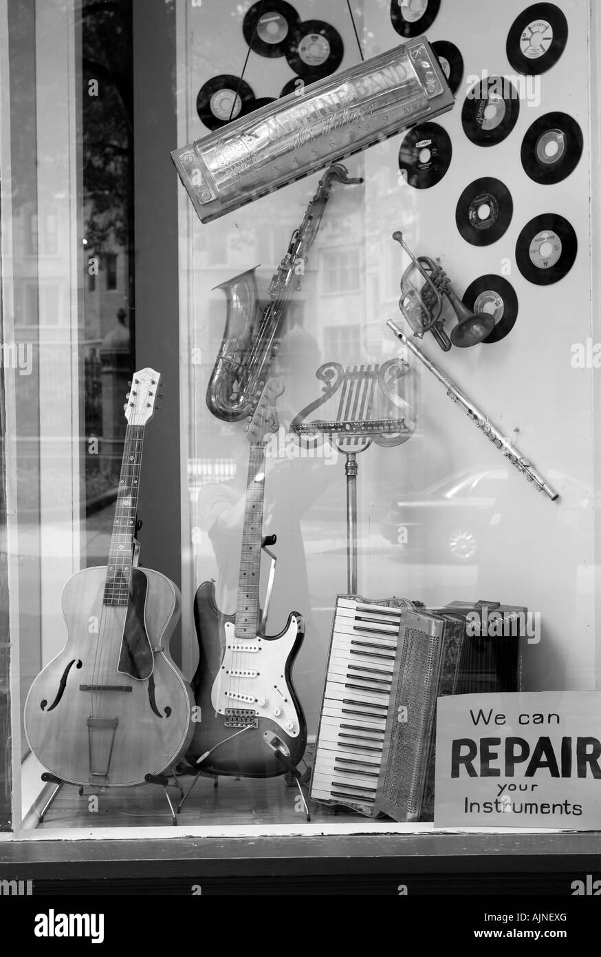 Old music instruments for sale online