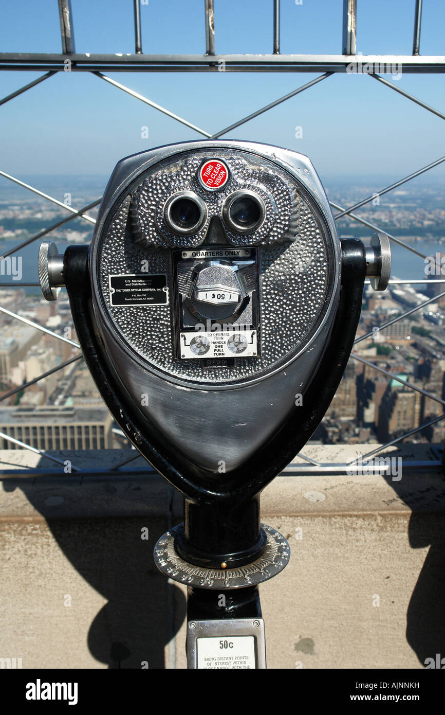 Binoculars at the top of Empire State building Stock Photo Alamy
