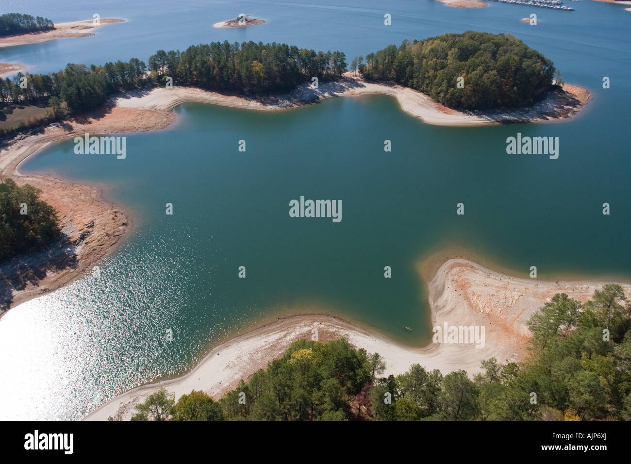 Lake Lanier at low levels in drought stricken Georgia, USA.  Lake Lanier serves water to much of north Georgia and Atlanta. Stock Photo