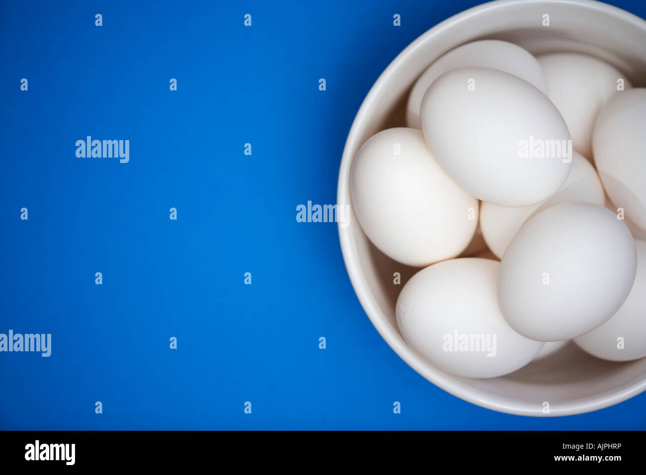 Bowl of white eggs Stock Photo Alamy