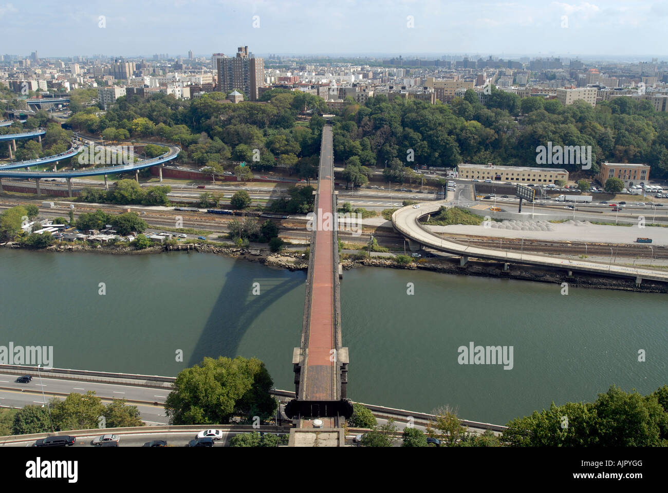 The currently closed High Bridge connecting the Bronx to Upper