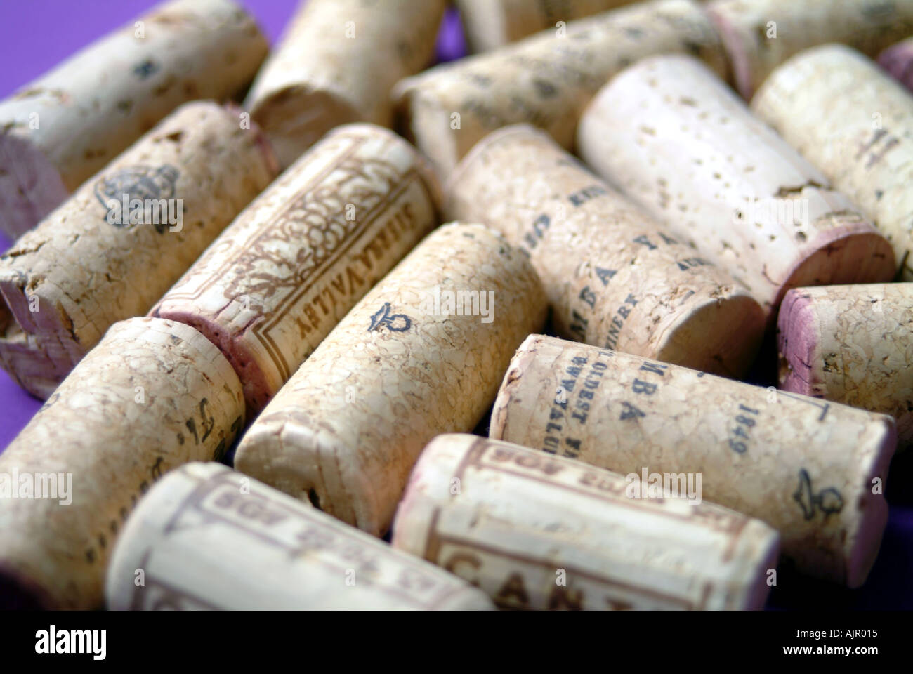 Bottles of plonk hires stock photography and images Alamy