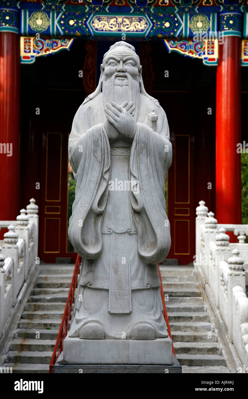 The statue of Confucius at the entrance to Confucius temple Beijing China  Stock Photo - Alamy