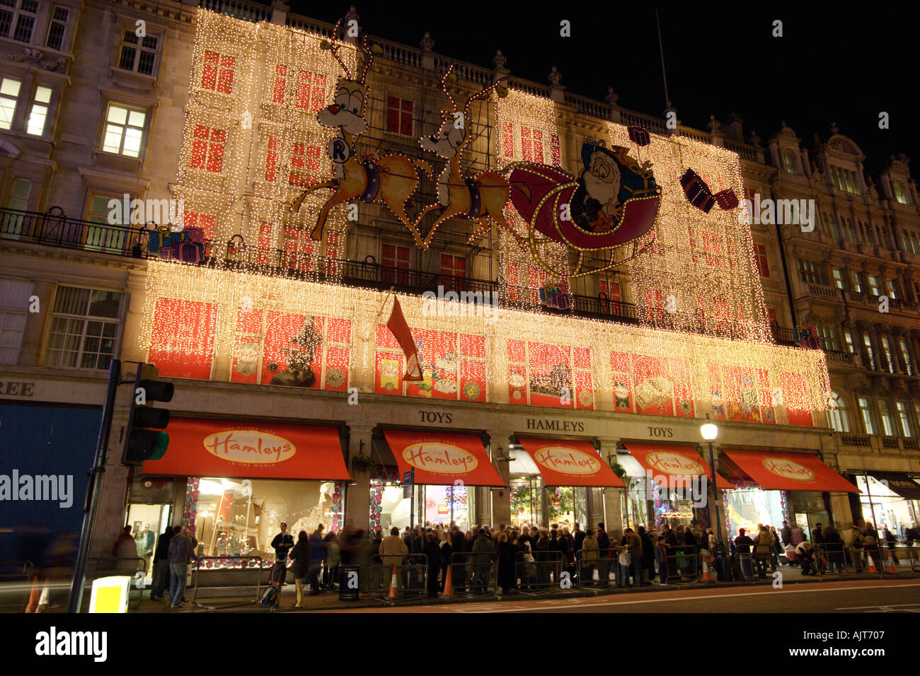 Hamleys toy shop Christmas light in regent Street W1 in december 2004 ...