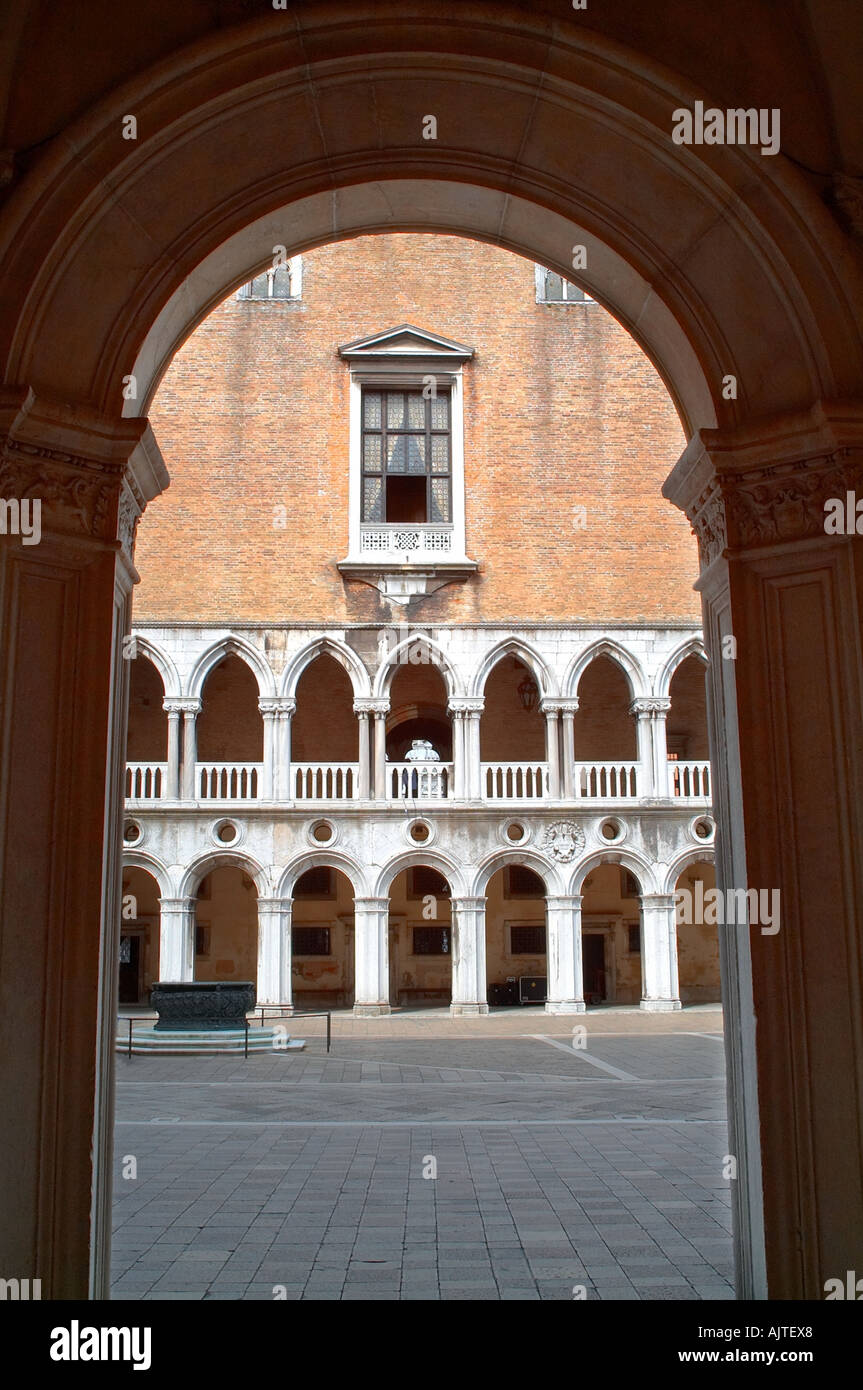 Detail from the palace of the Doges Stock Photo - Alamy