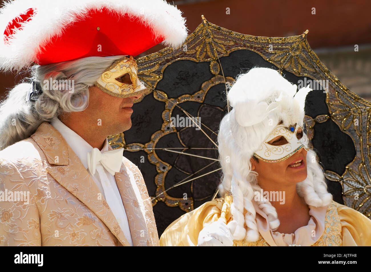 Man disguised as woman hi res stock photography and images Alamy