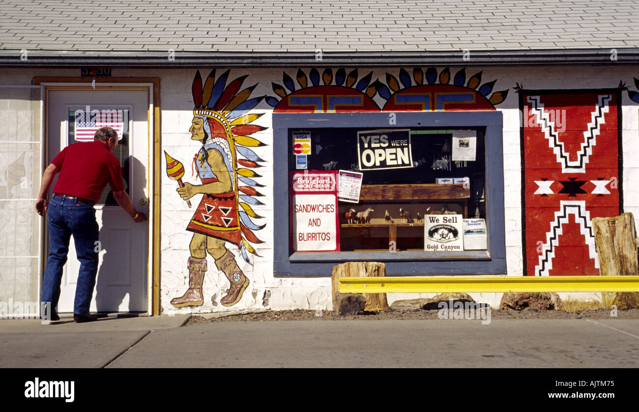 Indian motifs murals at Jackrabbit gift shop on Route 66 near Winslow, Arizona, USA Stock Photo
