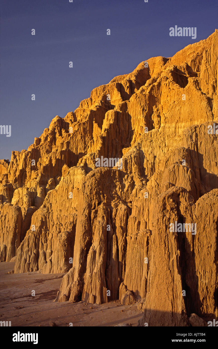 Panaca Formation rocks at sunset, Cathedral Gorge State Park, Nevada, USA Stock Photo