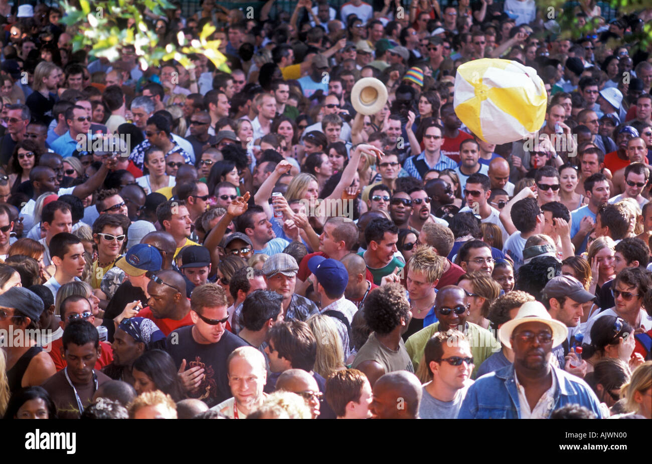 Colorful crowd young people hi-res stock photography and images - Alamy