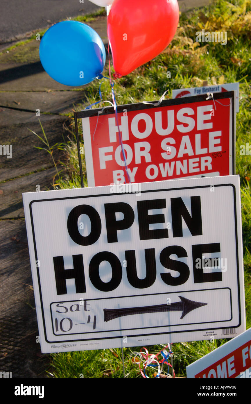 Open house for sale sign Stock Photo Alamy