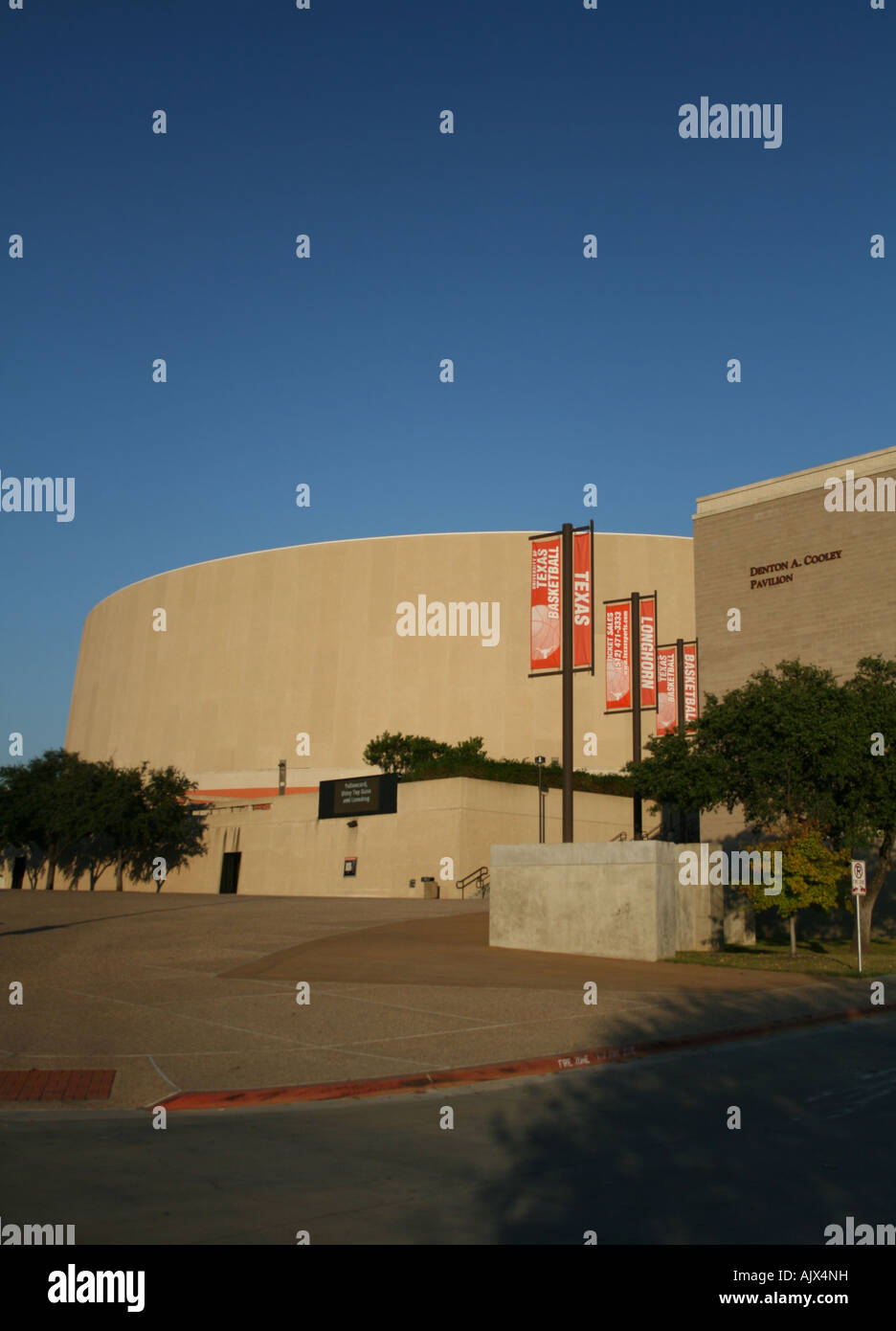 Denton cooley pavilion hires stock photography and images Alamy
