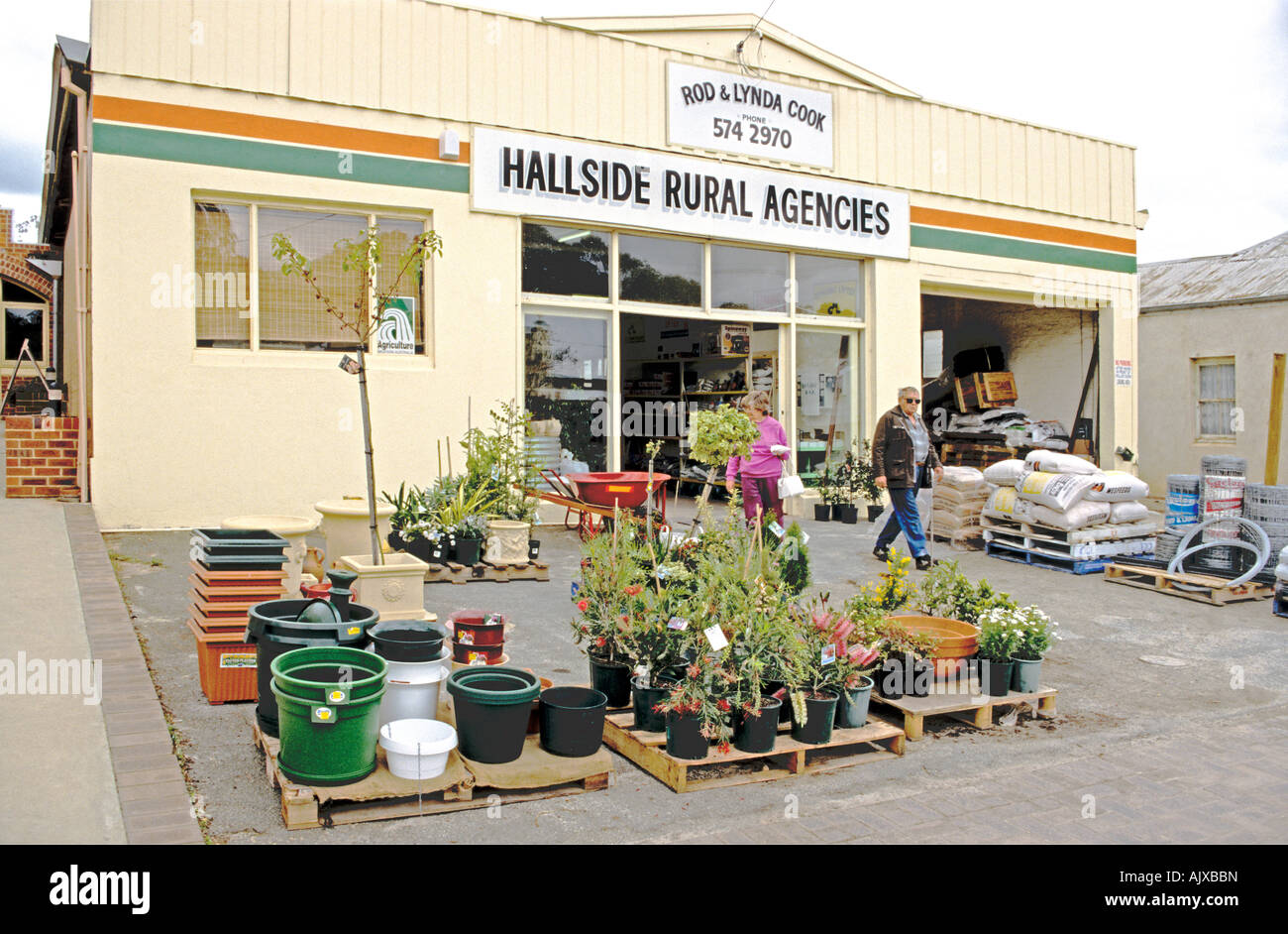 Hallside hires stock photography and images Alamy