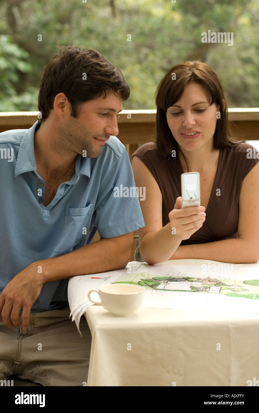 couple texting Stock Photo