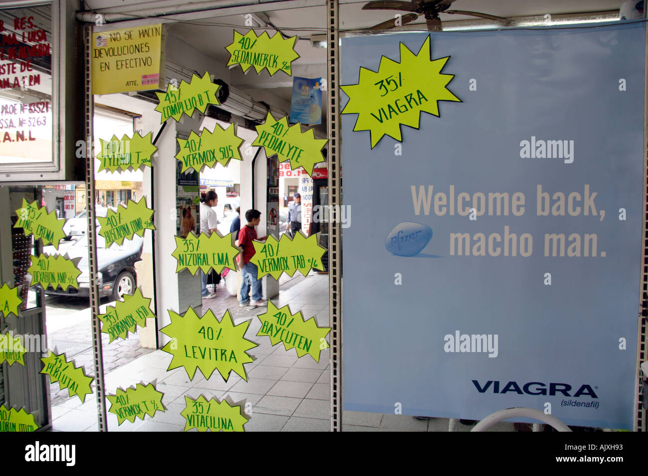 Download Nizoral High Resolution Stock Photography And Images Alamy Yellowimages Mockups